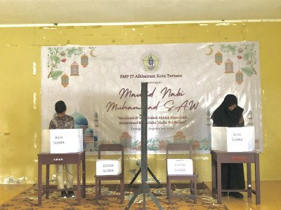 Project P5 Suara Demokrasi Pemilihan Ketua OSIS SMP IT Alkhairaat
